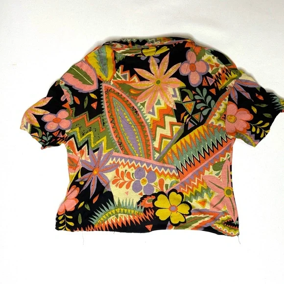 Urban Outfitters Multicolor Patterned Button Down Crop Shirt Size XS - Picture 2 of 7